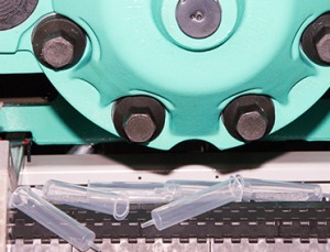 www.bowles-walker.com-plastic_injection_moulding-AX500_Carts_Old_Run_Photo_1_img