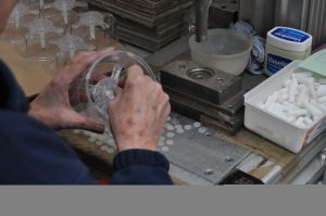www.bowles-walker.com-plastic_injection_moulding-Ultrasonic_Welding_photo_2_img